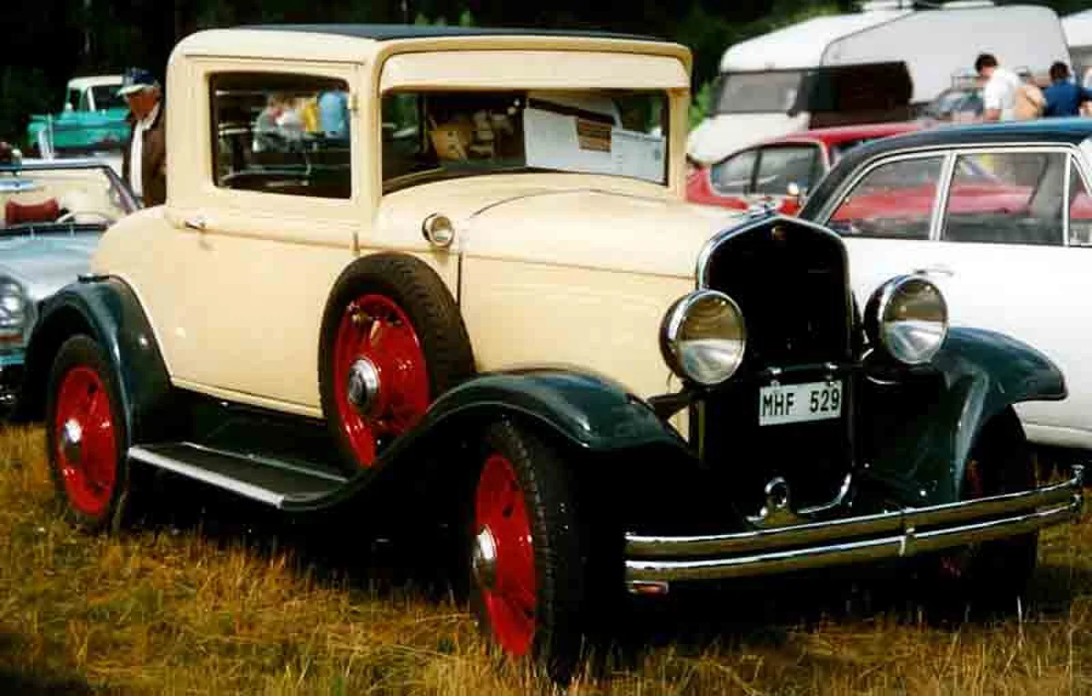 Chrysler CJ