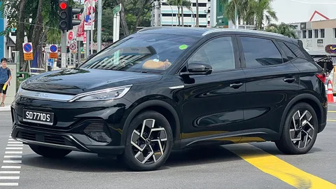 BYD Atto 3 — 3