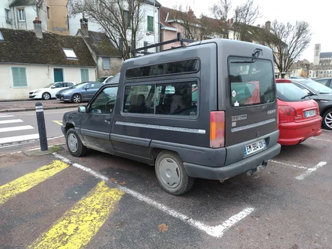 Renault Express I — 7