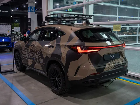 Lexus NX (AZ20) — 4