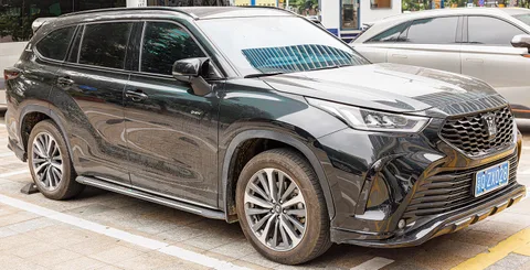 Toyota Crown Kluger