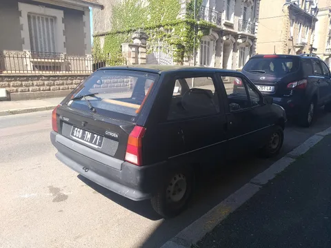 Citroën AX — 4