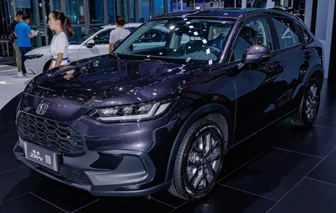 Honda ZR-V — 4