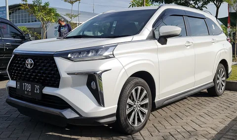 Toyota Veloz — 2