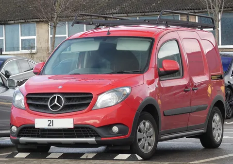 Mercedes-Benz W415 — 5