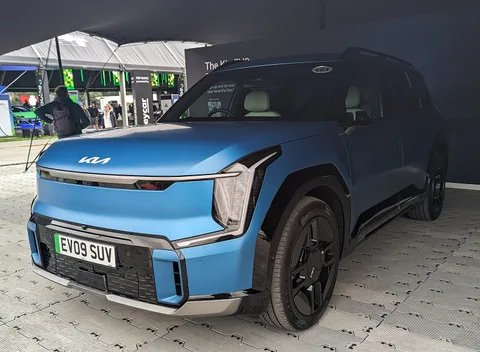 Kia EV9 — 4