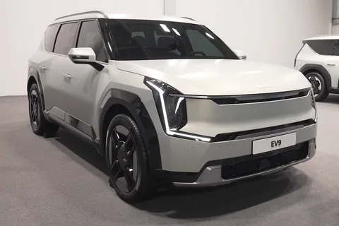 Kia EV9 — 5