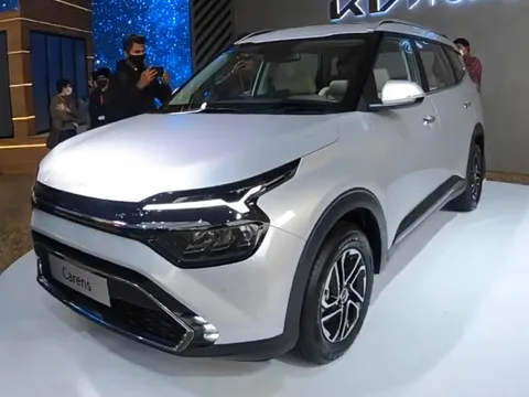 Kia Carens (KY) — 2