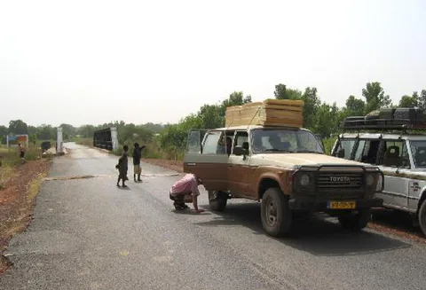 Toyota Land Cruiser (J60) — 3
