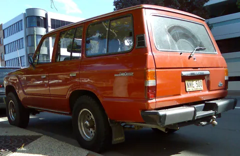 Toyota Land Cruiser (J60) — 5
