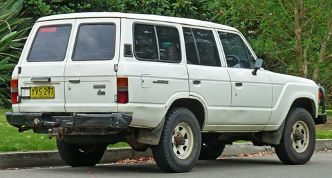 Toyota Land Cruiser (J60) — 6