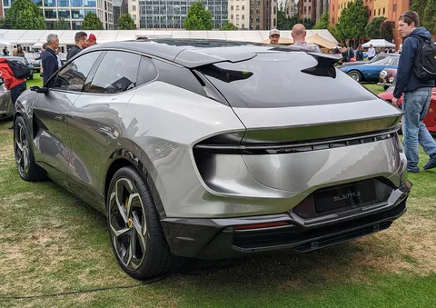 Lotus Eletre — 3