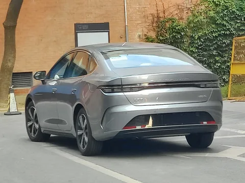 BYD Destroyer 05 — 5
