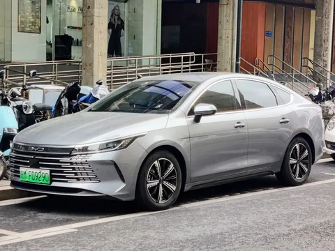BYD Destroyer 05 — 7