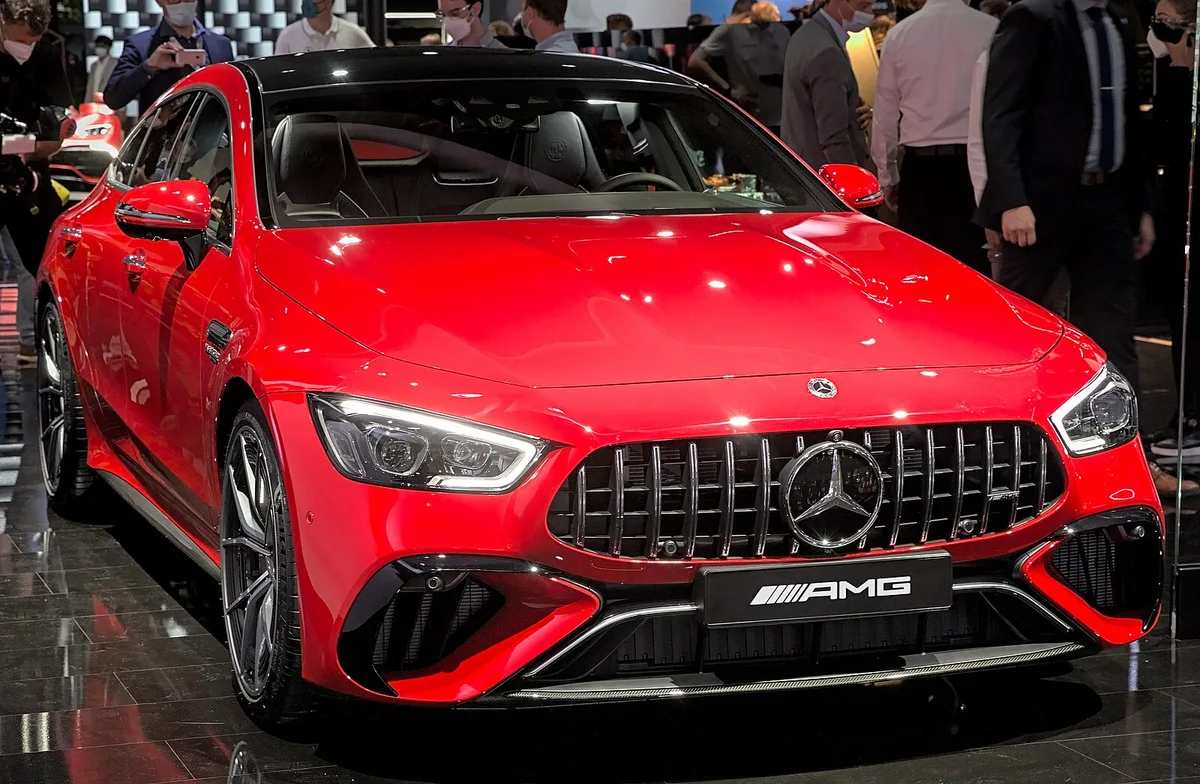 Mercedes-AMG GT 63 S E Performance