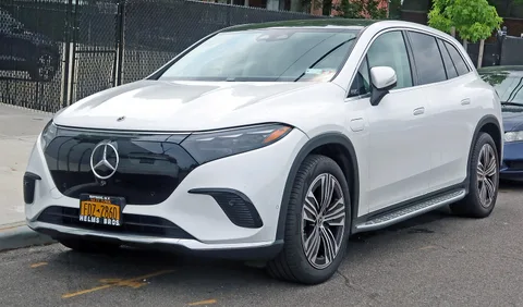 Mercedes-Benz EQS SUV — 6
