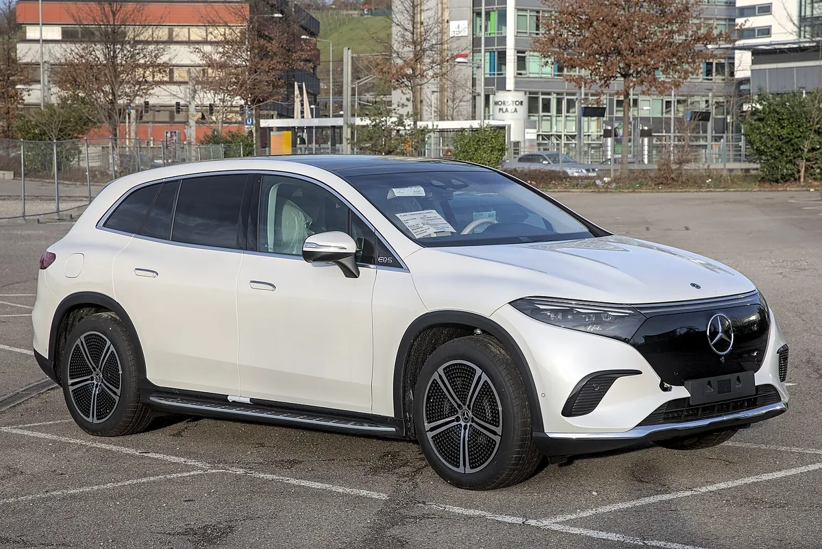 Mercedes-Benz EQS SUV