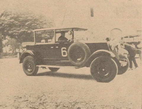 Renault Vivasix — 6