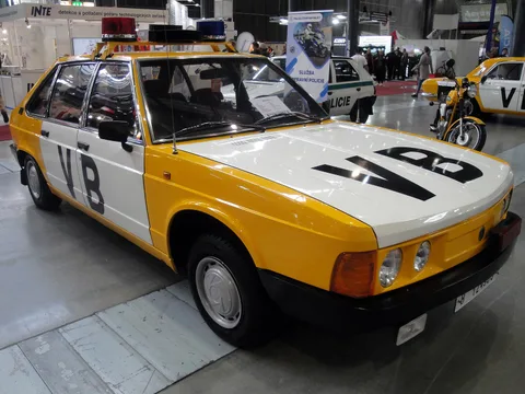 Tatra 613-3 — 3