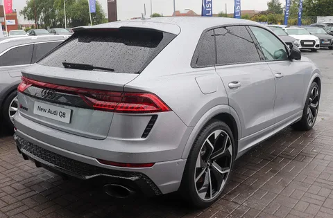 Audi RSQ8 — 5