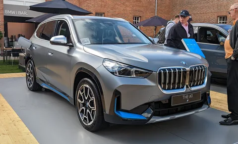 BMW iX1 — 3