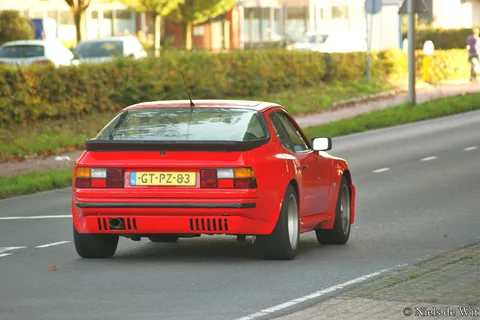 Porsche 944 — 5