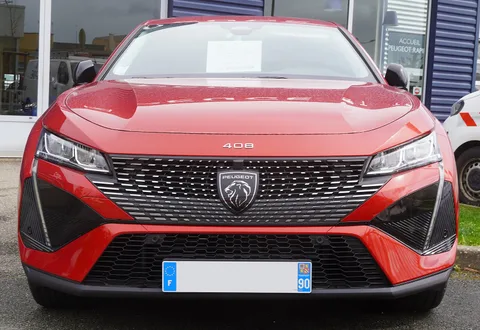 Peugeot 408 — 4