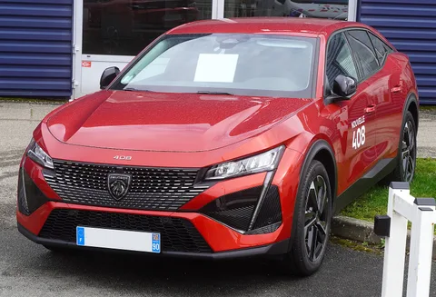 Peugeot 408 — 5
