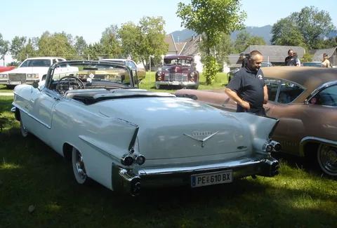 Cadillac Eldorado Biarritz — 6