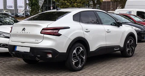 Citroën C4 X — 4
