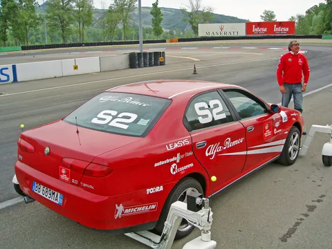 Alfa Romeo 166 — 3