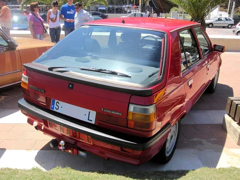 Renault 9 and 11 — 2