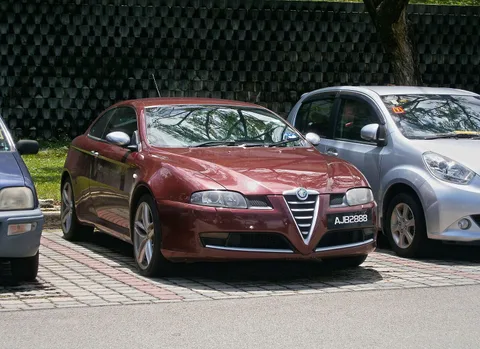 Alfa Romeo GT — 6