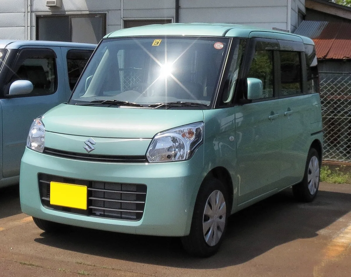 Suzuki Spacia