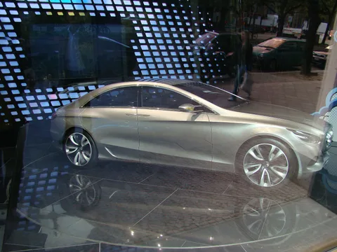 Mercedes-Benz F800 — 8