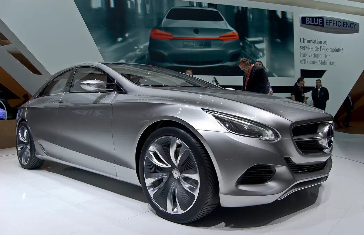 Mercedes-Benz F800