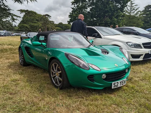 Lotus Elise — 2