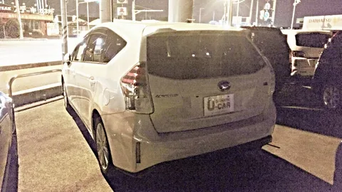 Daihatsu Mebius — 6