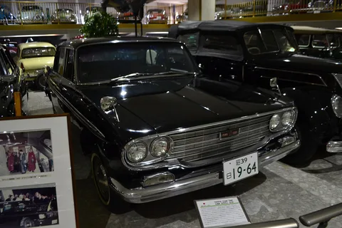 Toyota Crown Eight — 3