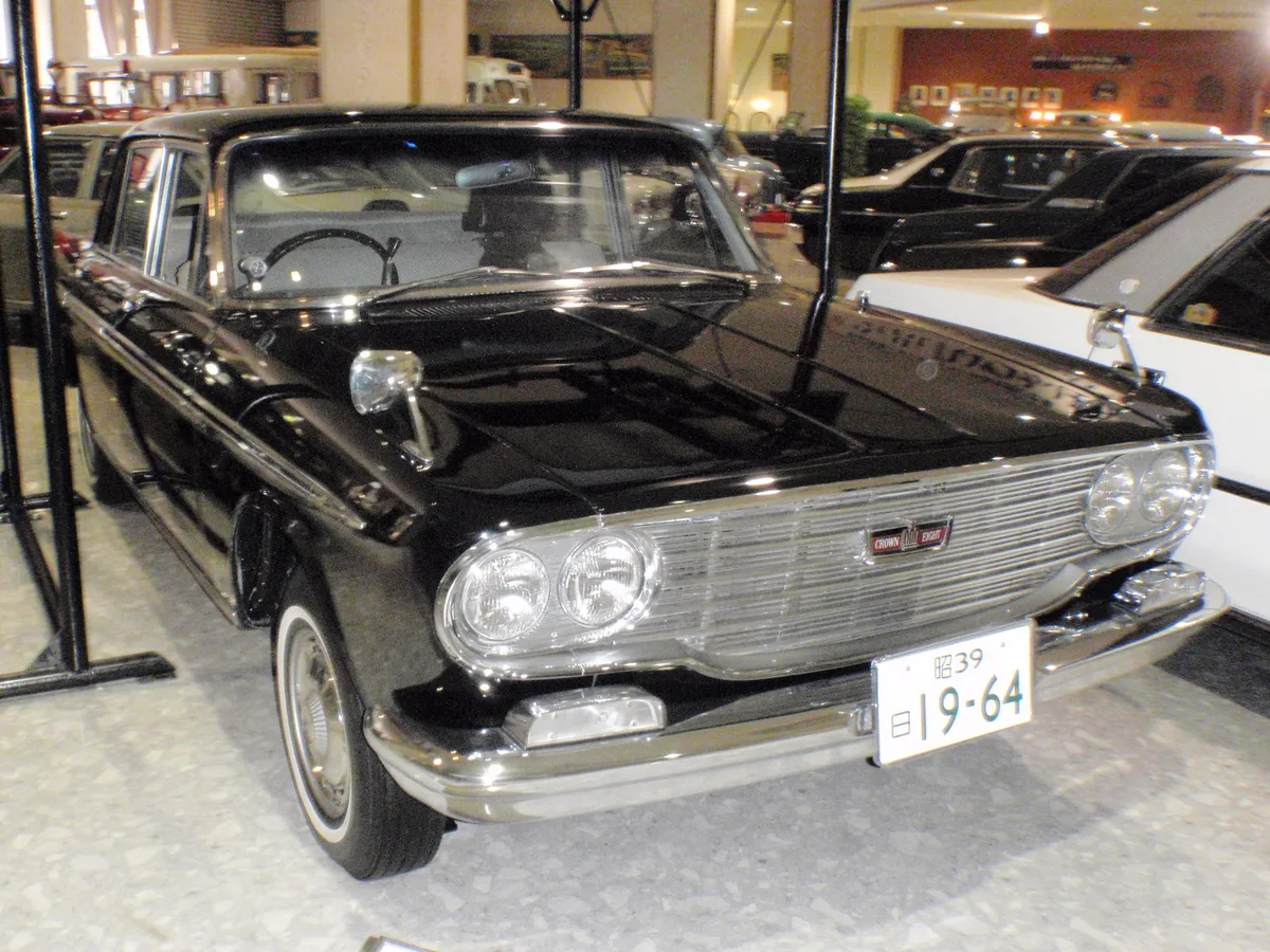 Toyota Crown Eight