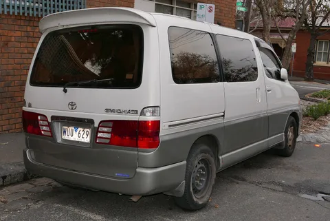Toyota Grand HiAce — 2