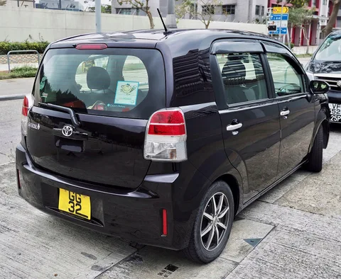 Toyota Spade — 2