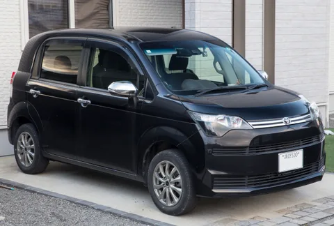 Toyota Spade — 8