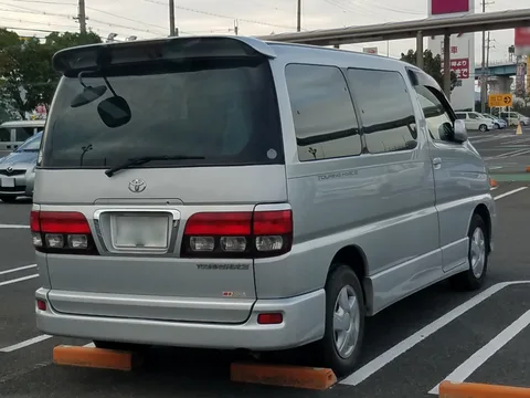 Toyota Touring HiAce — 6