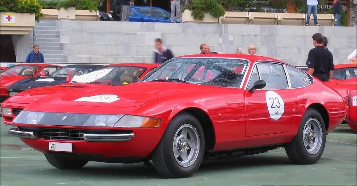 Ferrari 365