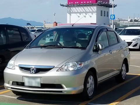 Honda Fit Aria — 8