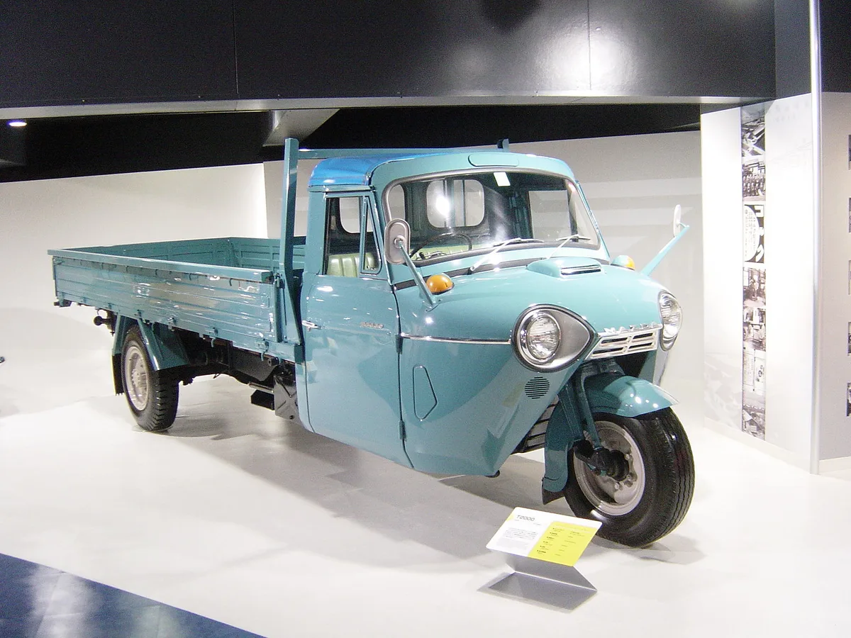 Kia T-2000