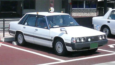 Mazda Custom Cab — 4