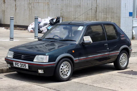 Peugeot 205 GTI — 2