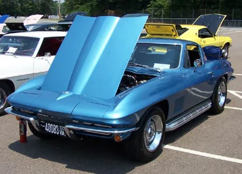Chevrolet Corvette C2 — 8